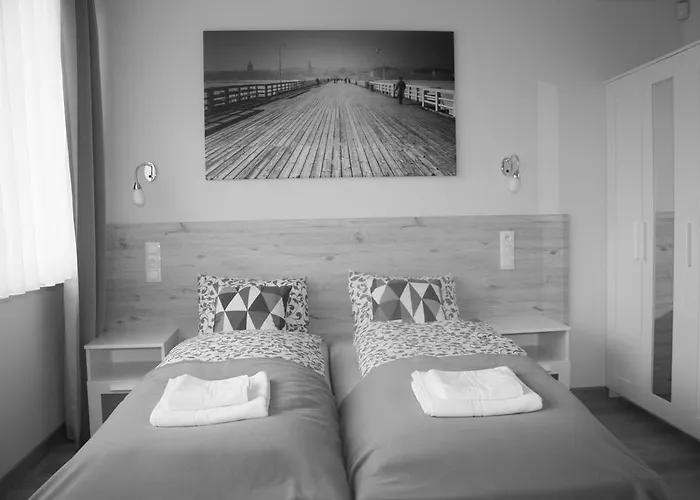 3 City アパート *